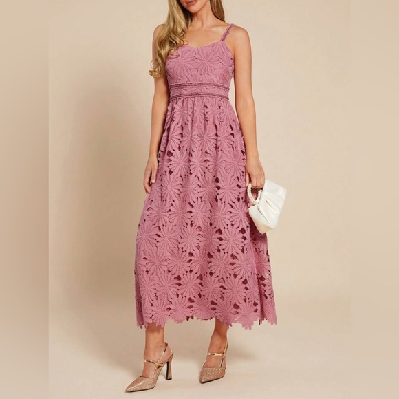 SHEIN Dresses & Skirts - 💞HP💞Elegant Pink Lace Dress
